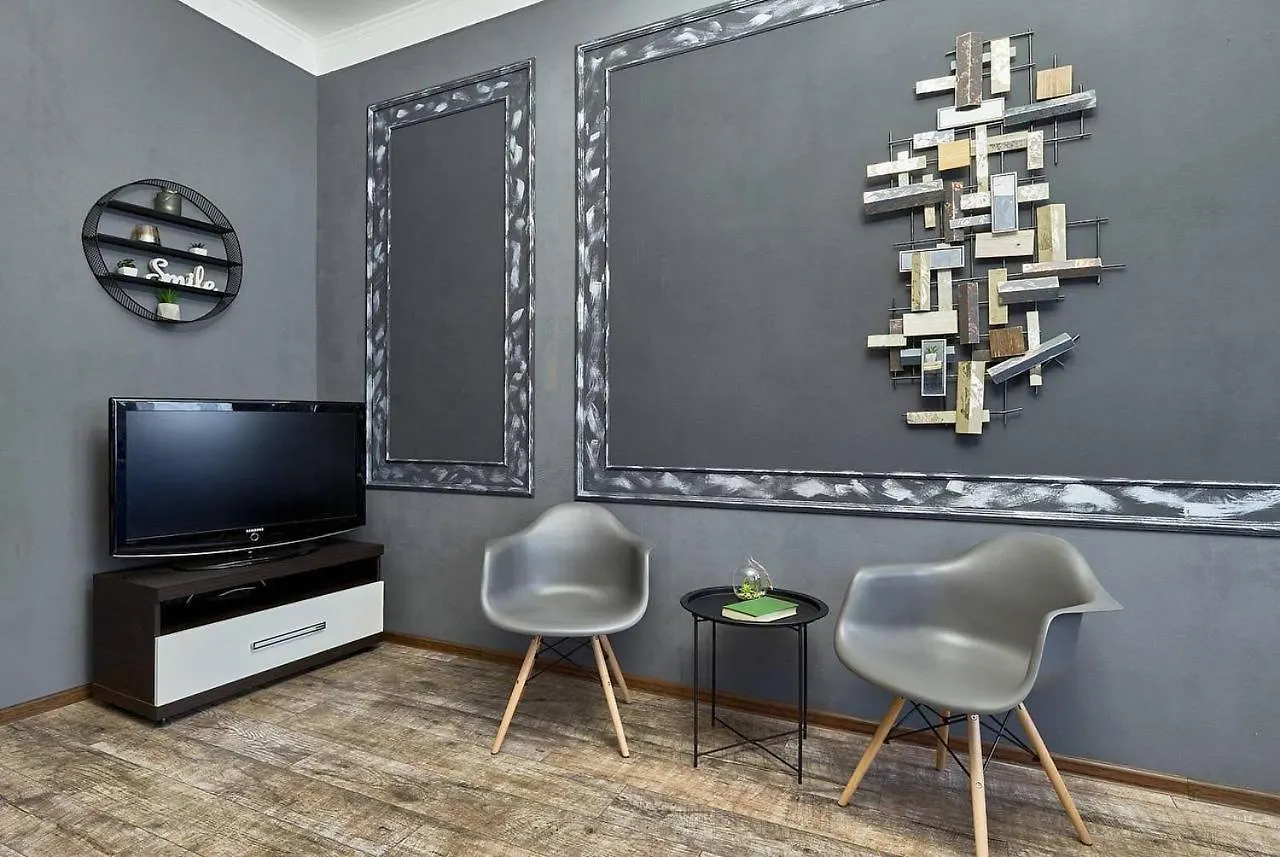 Три Спальни 100 М2 Улица Бассейная 13 Гулливер Метро Дворец Спорта Kyiv Apartment