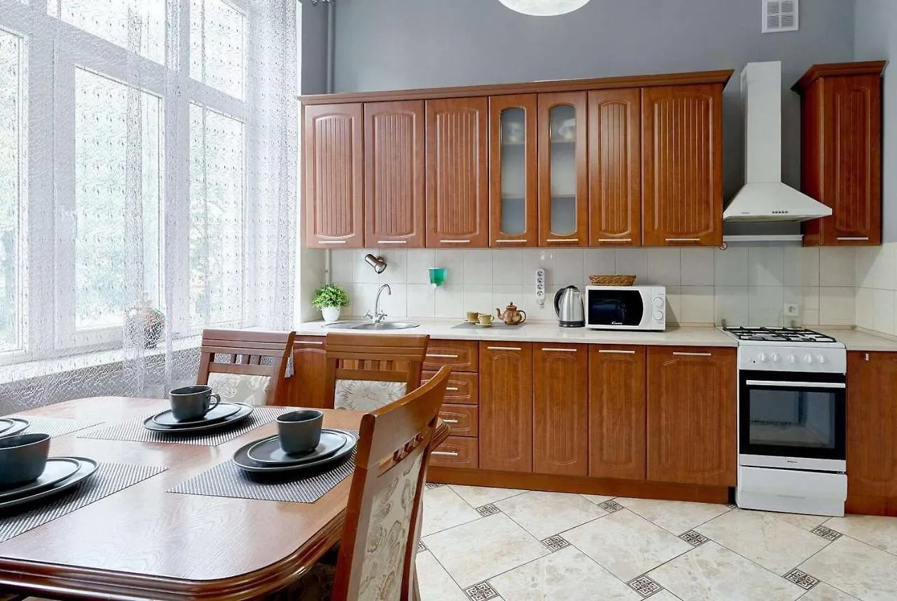 Appartement Three Separate Bedrooms - Shota Rustaveli Street 14 Kiev